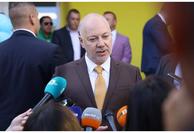 Давам много ясен двуседмичен срок за подобряване координацията при решаването