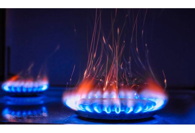 Цената на природния газ в Европа намаля под 40 евро