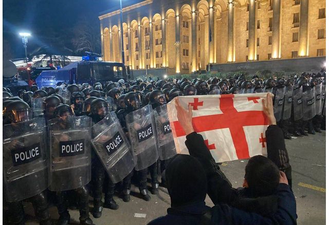 Близо 200 грузински неправителствени организации обявиха че отказват да спазват