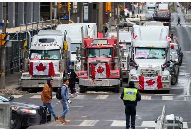 Канадската полиция съобщи че започва операция за опразване от протестиращи
