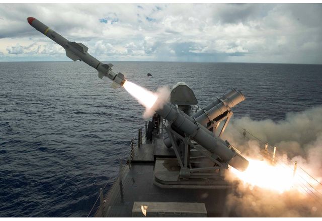 Бреговата отбрана на Украйна ще бъде усилена с ракети Harpoon