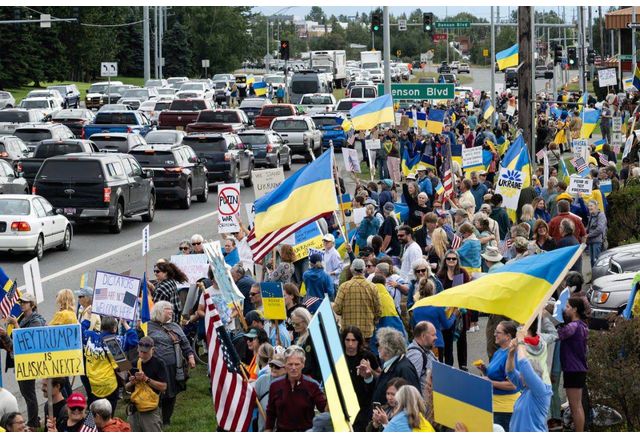 В Анкъридж най големият град в Аляска са организирани проукраински демонстрации