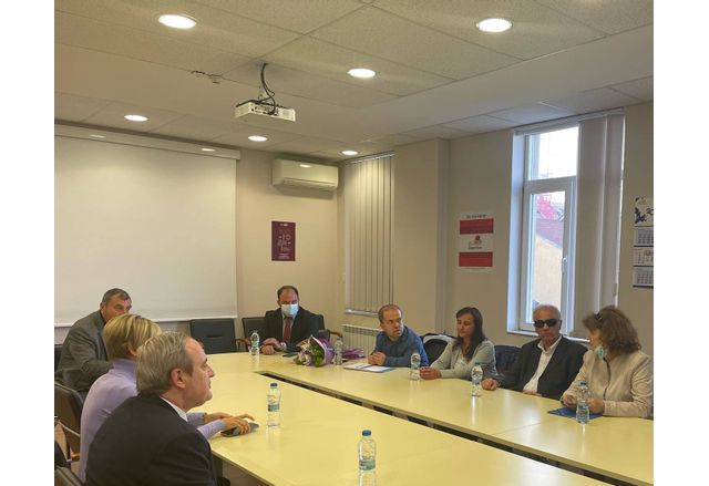 Проф. Анастас Герджиков се срещна с национални представителни организации на и за хора с увреждания