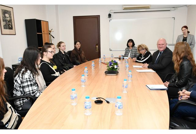 Министърът на образованието и науката проф Галин Цоков посрещна в