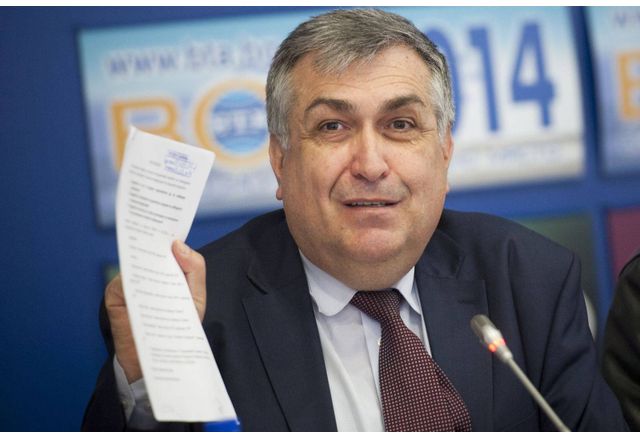 Румен Радев е инсталиран на Дондуков 2 с една единствена цел