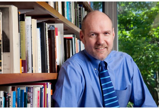 Анализ на проф Стивън М Уолт професор по международни отношения