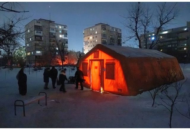 Пункт на несъкрушимостта - палатка за сгряване на киевчани