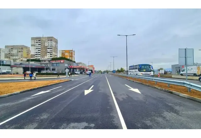Движението по разширеният булевард Ломско шосе в София беше пуснато