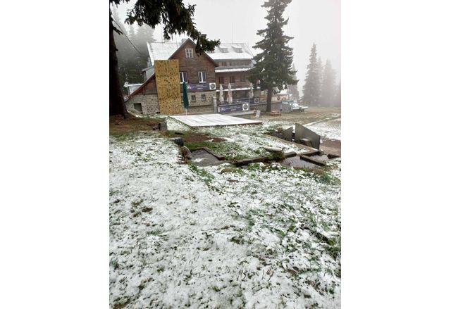 Сняг заваля тази нощ над Витоша и Рила На камерите