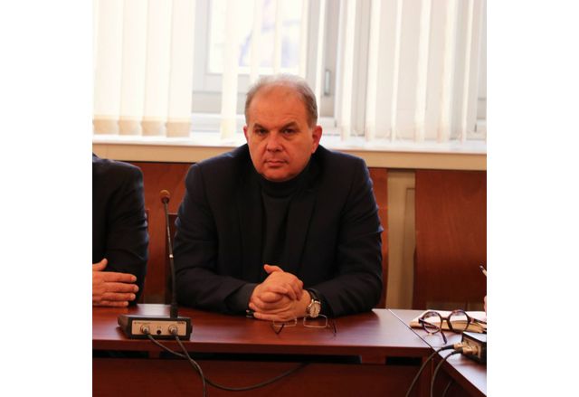 Депутатът от ГЕРБ СДС Радомир Чолаков нарече евтин пиар искането на