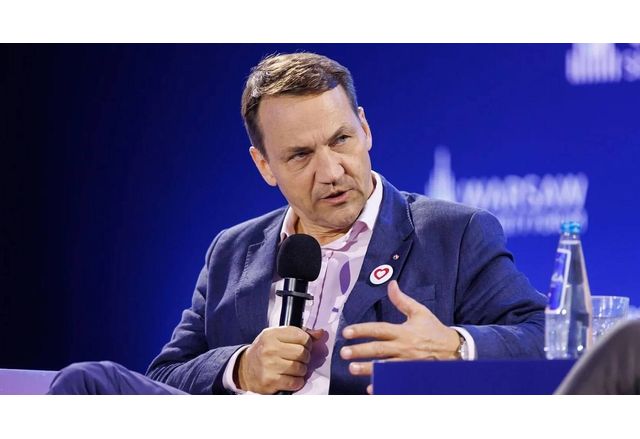 Смятаме че ако Путин успее в Украйна ние ще сме