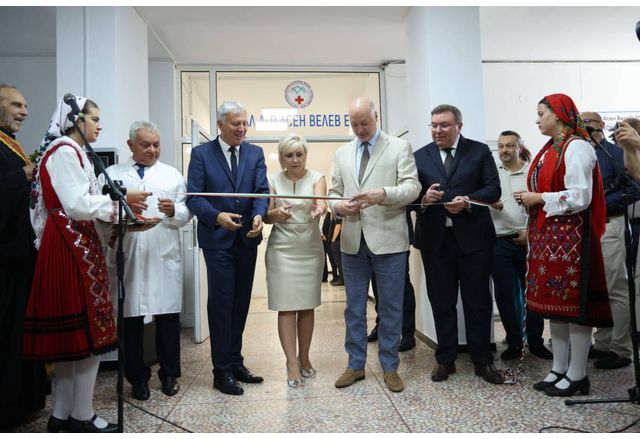 Министър председателят Росен Желязков откри нов високотехнологичен скенер и мамограф в