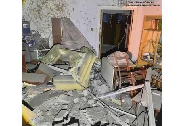 В резултат на вражески обстрел в област Запорожие през нощта