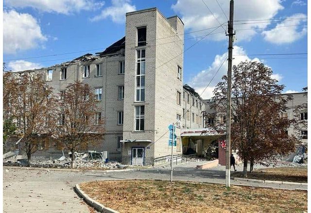 Разрушената болница