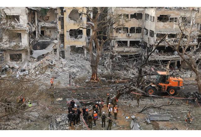 Иранските ракетни атаки срещу Израел продължиха и през изтеклата нощ