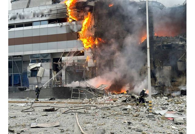Разрушения вследствие на руския терористичен ракетен удар