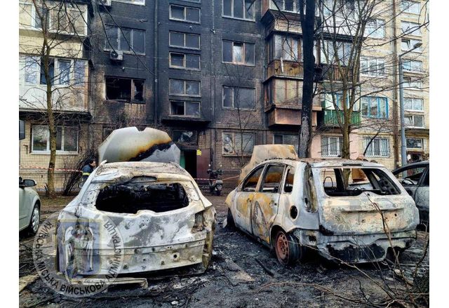 Жертвите на масираните въздушни удари които Русия нанесе по Киев