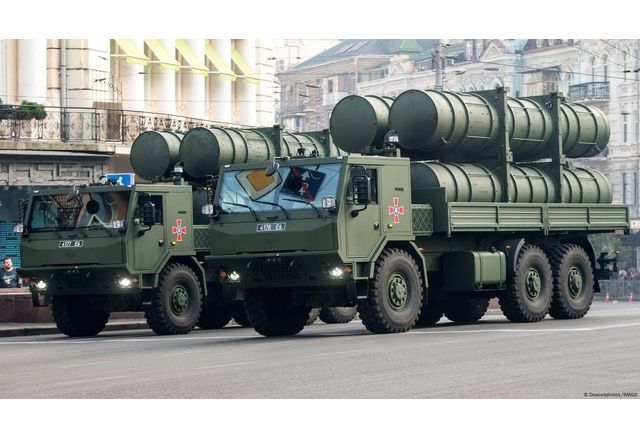 Украйна вече произвежда балистични ракети с обсег на действие над