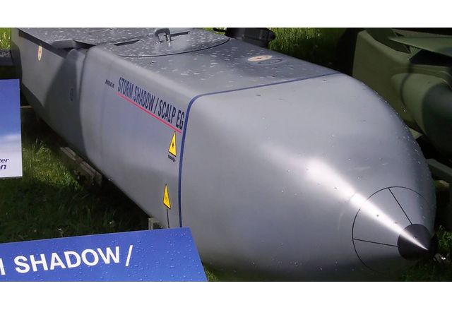 Великобритания изпитва нови оръжия с голям обсег които се надява