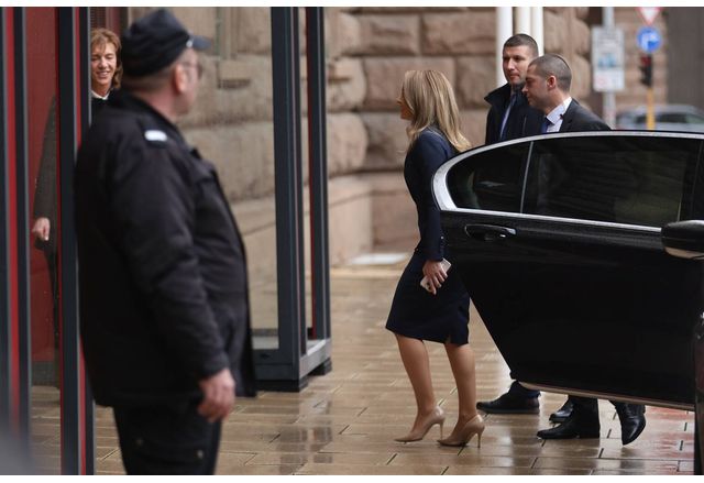 Който и да е служебният премиер винаги ще има съмнения