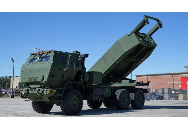 Реактивна система за залпов огън (РСЗО) HIMARS