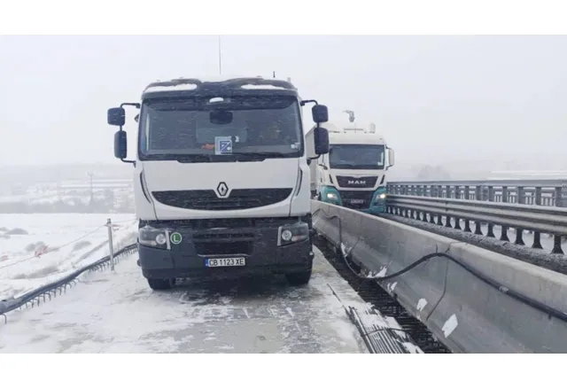 Спряха частично ремонта на Дунав мост заради ниските температури Очаква