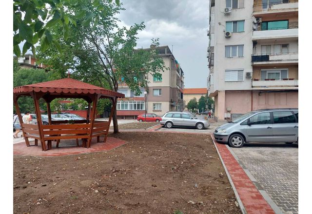 Междублоковото пространство на квартал 207 в Асеновград е напълно реновирано