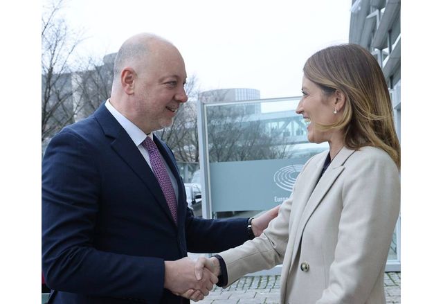 За българското правителство е изключително важно в първите часове от