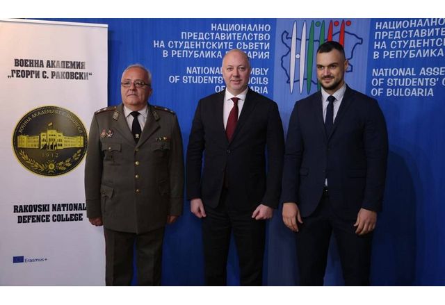 Като правителство приехме амбициозна четиригодишна програма и заложихме политики в