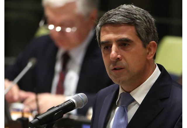 Зависимостите от миналото трябва да приключват Иначе коалицията би имала