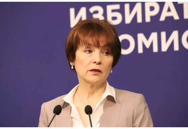 15 партии подадоха документи но една от тях оттегли заявлението си