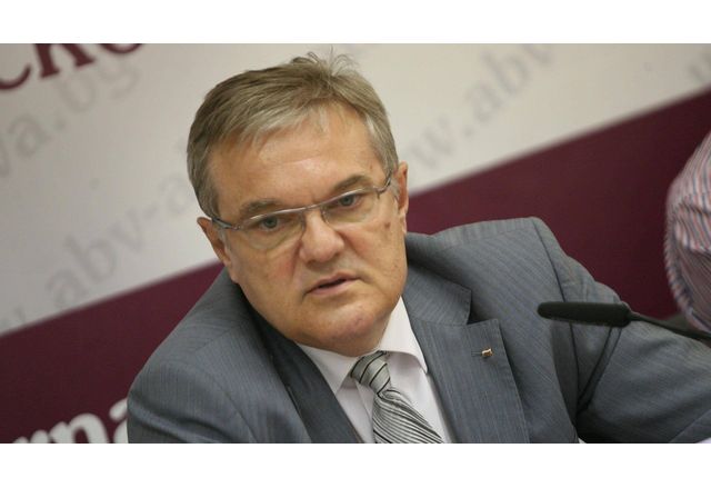 Румен Петков излезе с позиция около казуса с продадения газ