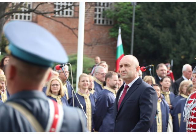 Президентът Румен Радев заминава на работно посещение в Германия Акцент