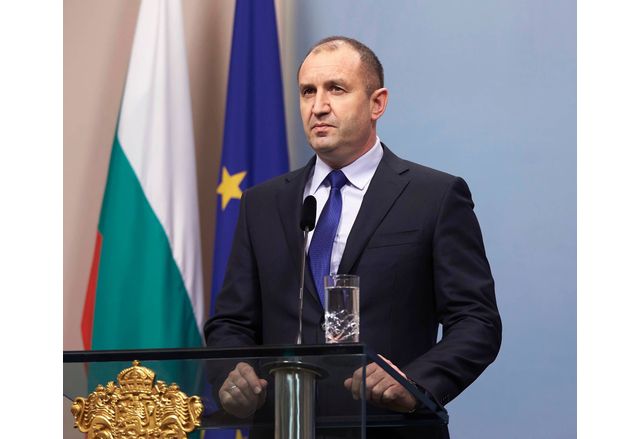 Старт на ключова политическа седмица Очакванията са президентът Румен Радев