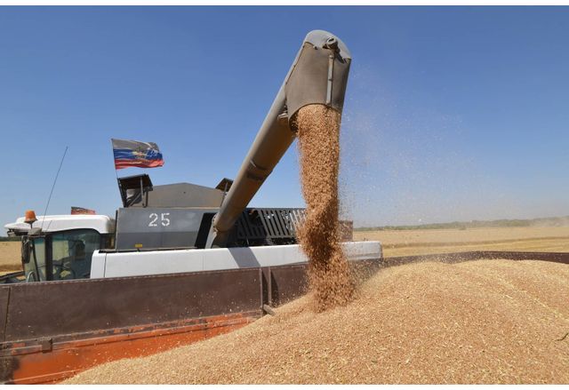 Русия и Украйна постигнаха немислимото - оглавиха класацията на износителите на зърно