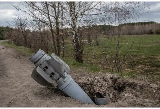 Самолет на руското министерство на отбраната случайно е хвърлило фугасна