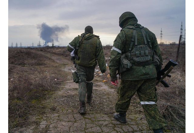 Руски военни, руски нашественици