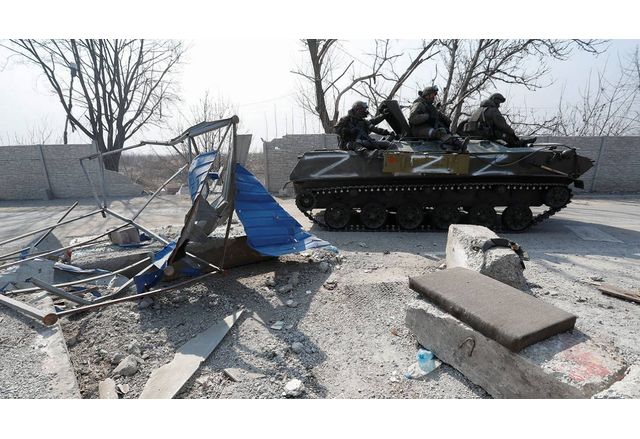 Руски военни, руски окупатори