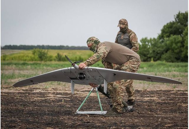 Румъния е открила възможни фрагменти от дрон на пет километра