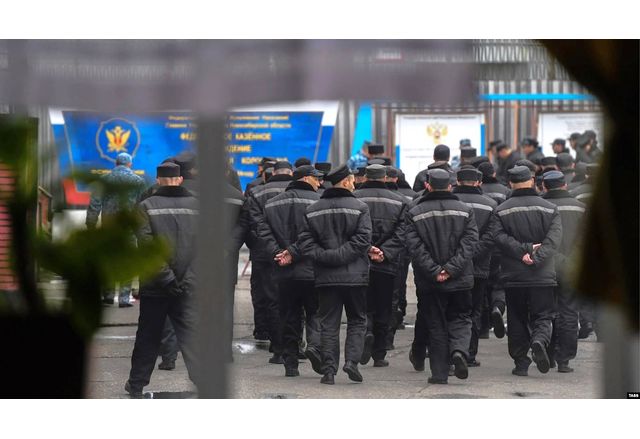 Русия е мобилизирала между 140 000 и 180 000 затворници