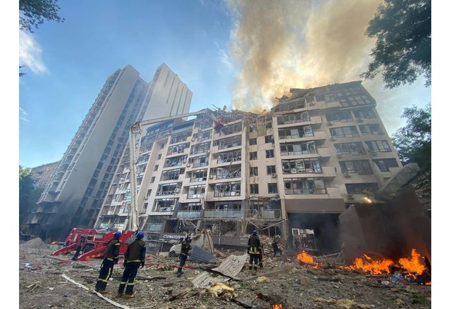 В резултат на рашистките ракетни терористични удари срещу Киев днес