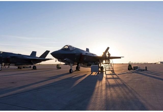 Полша въведе на бойно дежурство първите изтребители F 35 от ново