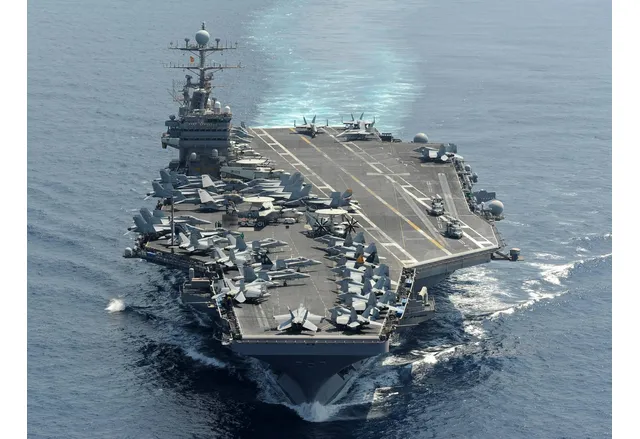 Самолетоносачът USS "Abraham Lincoln"