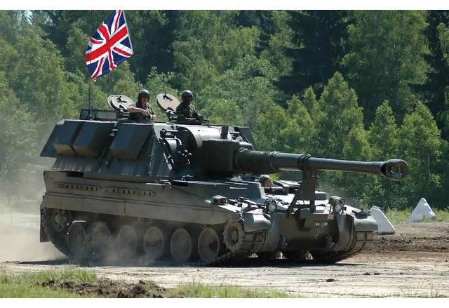Великобритания официално прехвърли всички самоходни гаубици AS 90 на Украйна като