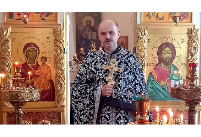 Руската православна църква РПЦ се готви да лиши свещеник Йоан