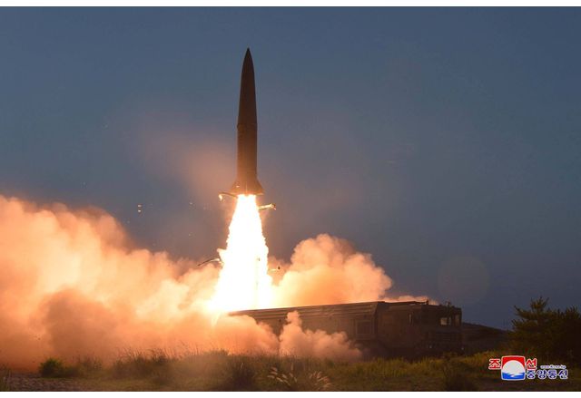 Северокорейска балистична ракета