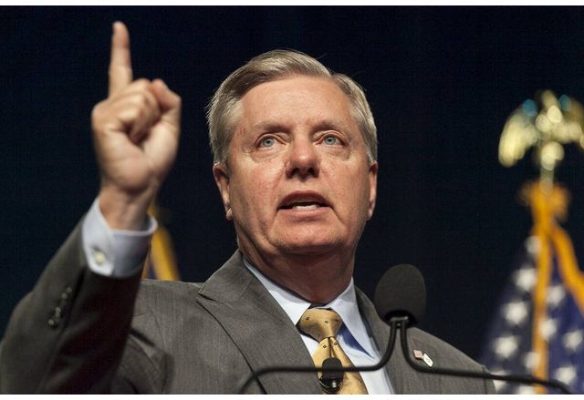 Президентът на САЩ Доналд Тръмп даде зелена светлина на двупартиен