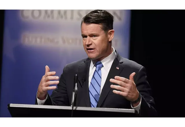 Сенатори републиканци призовават президента Тръмп да промени решението си за спиране