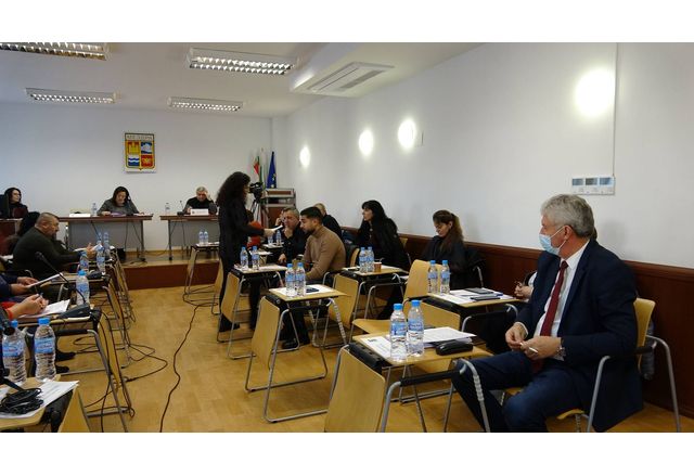 Сесия на Общинския съвет-Мездра
