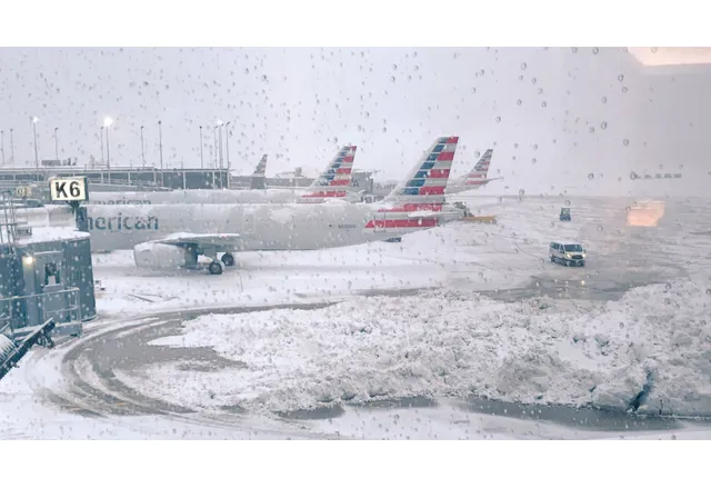 Снежни бури блокираха летища в САЩ